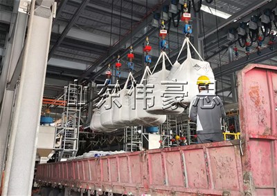 山東智能噸包投料站廠家，粉體不落地噸袋拆包機(jī)案例